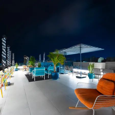 拉斯兰扎斯公寓式酒店 酒店 4*